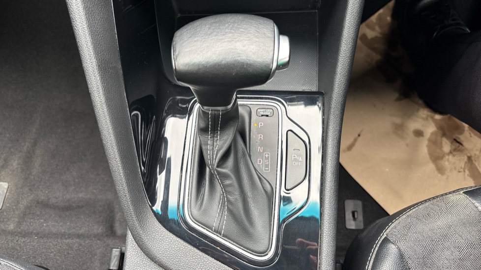 Kia Niro 1.6 GDi Hybrid 2 5dr DCT Hybrid Estate - Image 30