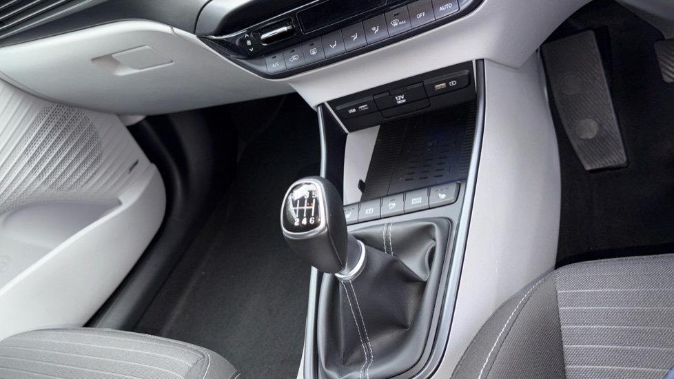 Hyundai i20 1.0T GDi 48V MHD Ultimate 5dr Petrol Hatchback - Image 13