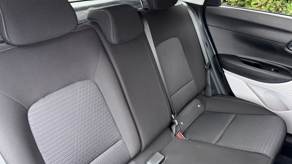 Hyundai i20 1.0T GDi 48V MHD Ultimate 5dr Petrol Hatchback - Image 16