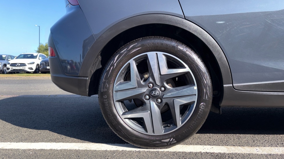 Hyundai BAYON 1.0 TGDi 48V MHEV Premium 5dr Petrol Hatchback - Image 7