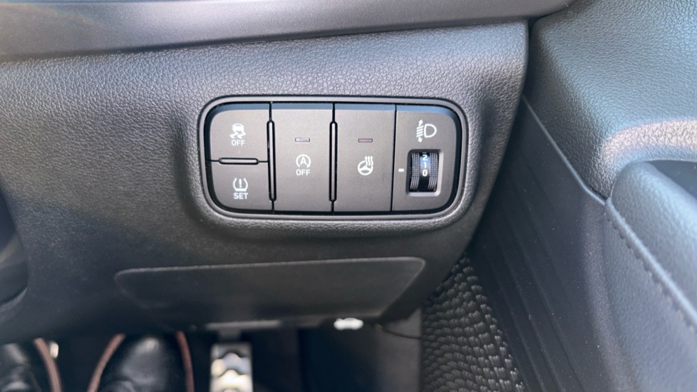 Hyundai BAYON 1.0 TGDi 48V MHEV Premium 5dr Petrol Hatchback - Image 22