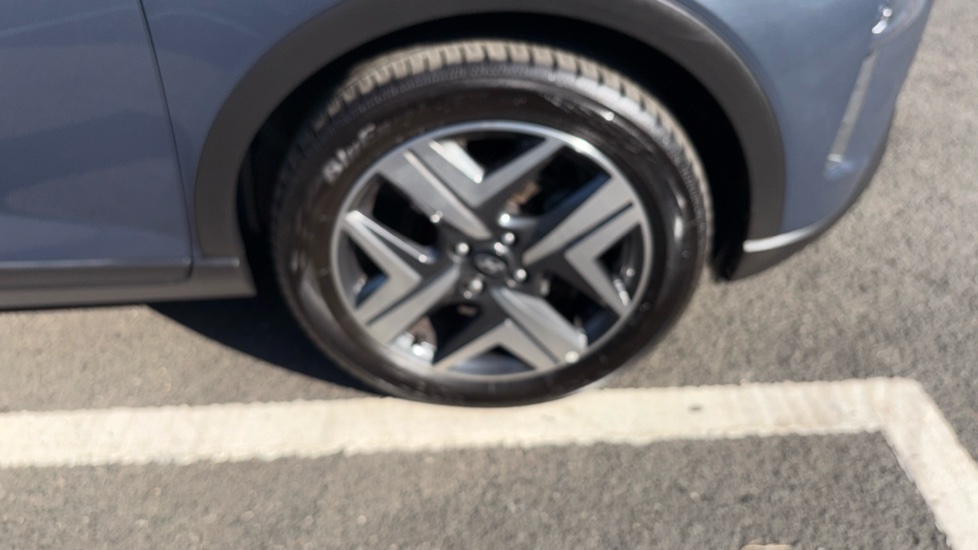 Hyundai BAYON 1.0 TGDi 48V MHEV Premium 5dr Petrol Hatchback - Image 35