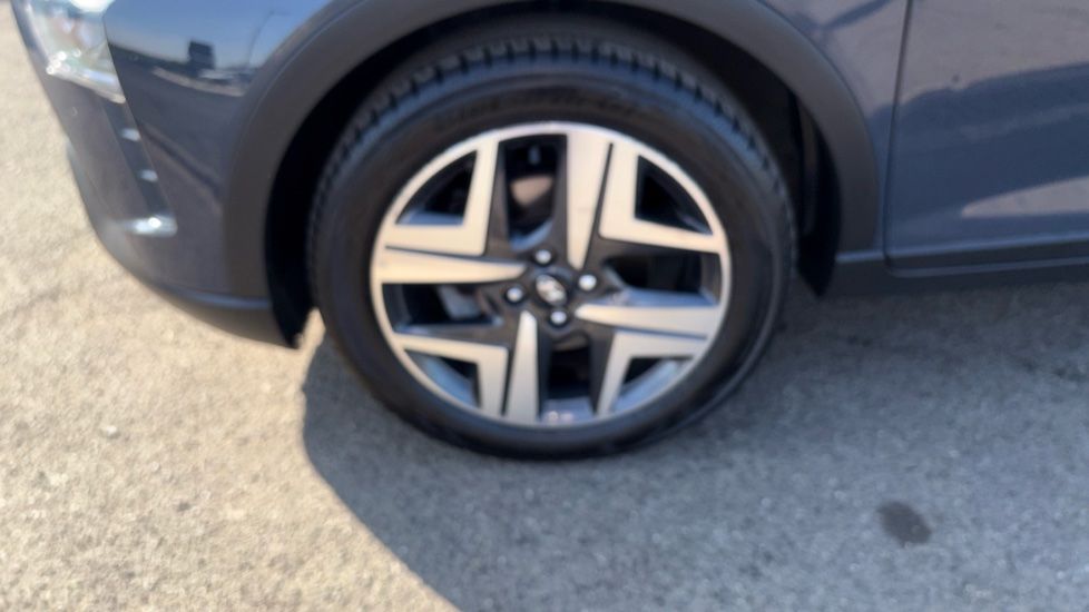 Hyundai BAYON 1.0 TGDi 48V MHEV Premium 5dr Petrol Hatchback - Image 36