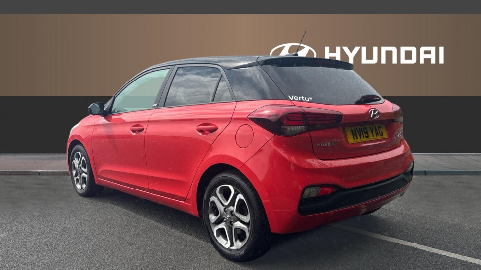Hyundai i20 1.2 MPi Play 5dr Petrol Hatchback - Image 2