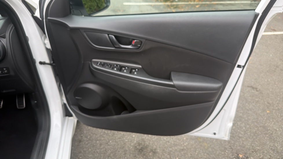 Hyundai KONA 1.0 TGDi 48V MHEV N Line 5dr Petrol Hatchback - Image 28
