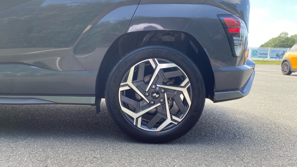 Hyundai KONA 1.6 GDi Hybrid N Line S 5dr DCT Hybrid Hatchback - Image 7