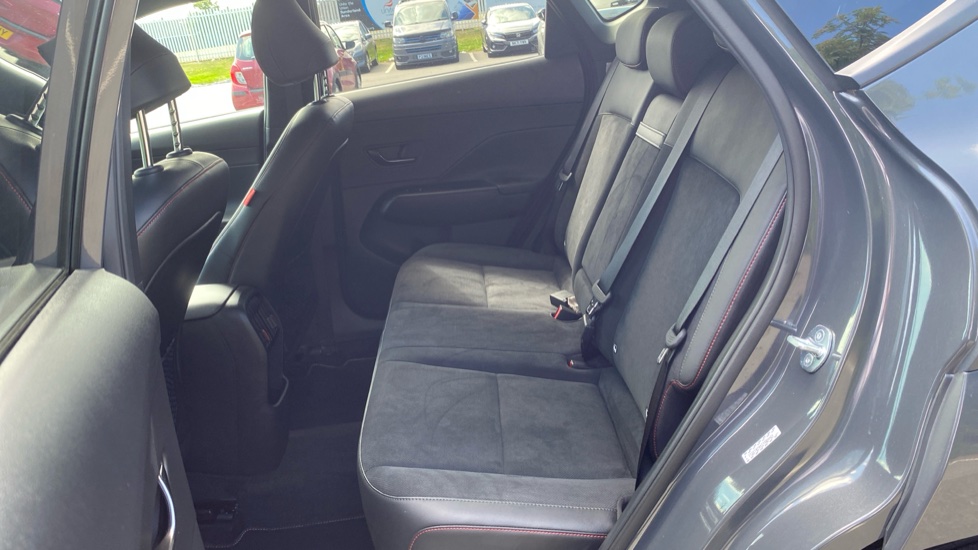 Hyundai KONA 1.6 GDi Hybrid N Line S 5dr DCT Hybrid Hatchback - Image 16