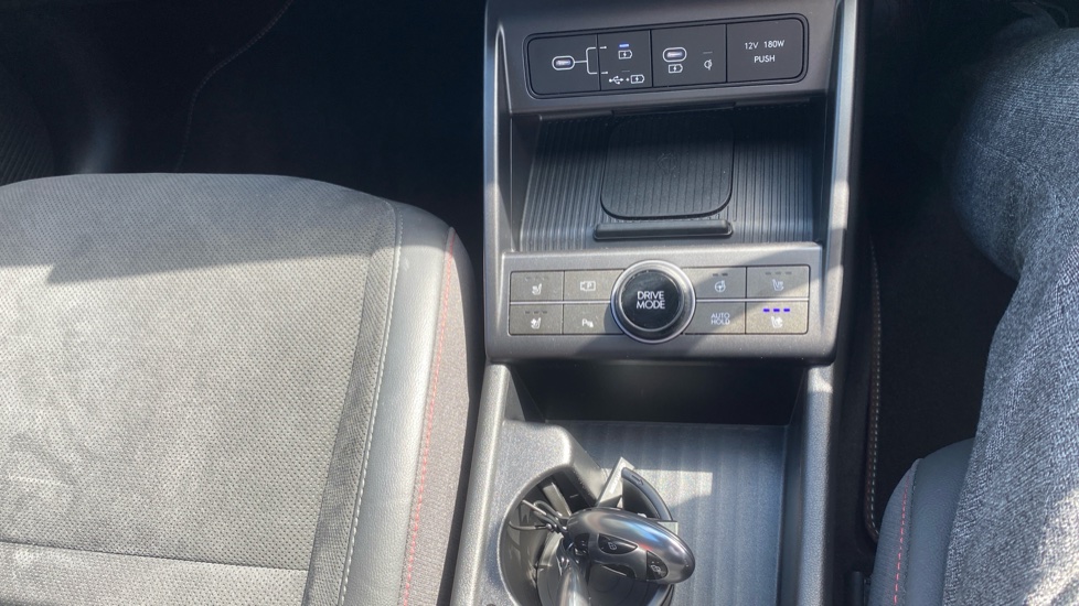 Hyundai KONA 1.6 GDi Hybrid N Line S 5dr DCT Hybrid Hatchback - Image 29