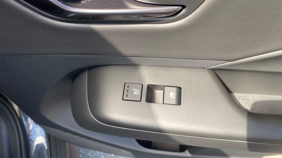 Hyundai KONA 1.6 GDi Hybrid N Line S 5dr DCT Hybrid Hatchback - Image 32