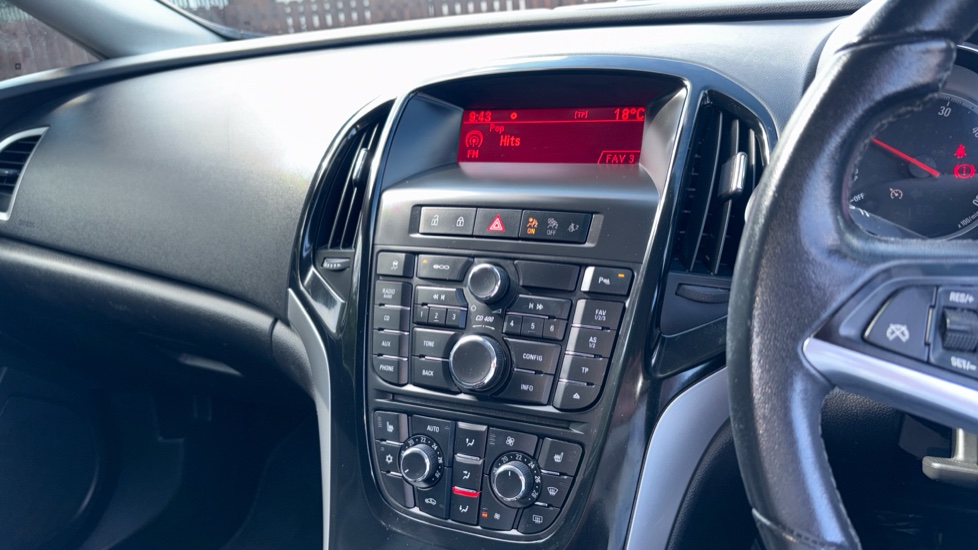 Vauxhall Astra 2.0 CDTi 16V ecoFLEX Elite Nav 5dr Diesel Hatchback - Image 14