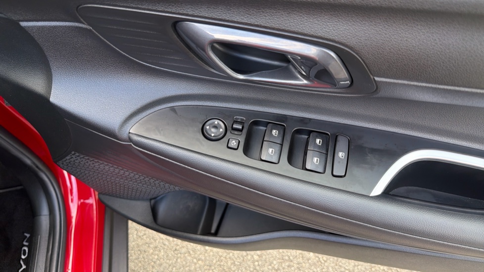 Hyundai BAYON 1.0 TGDi Premium 5dr DCT Petrol Hatchback - Image 29