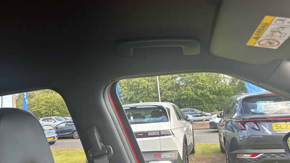 Nissan Juke 1.0 DiG-T 114 Tekna 5dr Petrol Hatchback - Image 30
