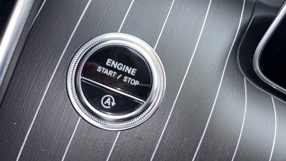 Mercedes-Benz C-Class C200 AMG Line Premium Plus 4dr 9G-Tronic Petrol Saloon - Image 36