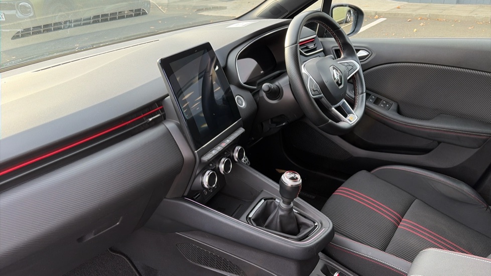 Renault Clio 1.0 TCe 90 RS Line 5dr Petrol Hatchback - Image 9
