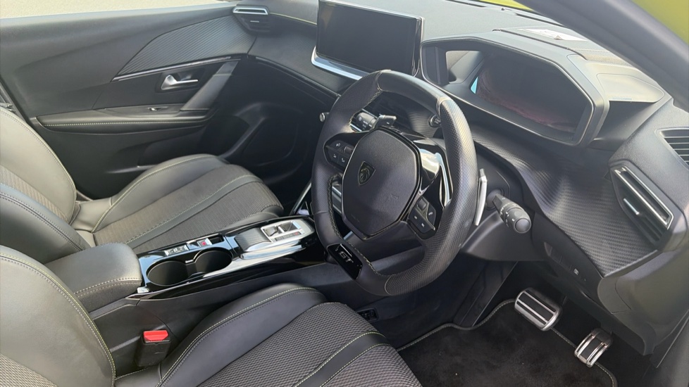 Peugeot 208 1.2 Hybrid 136 GT 5dr e-DSC6 Petrol Hatchback - Image 11