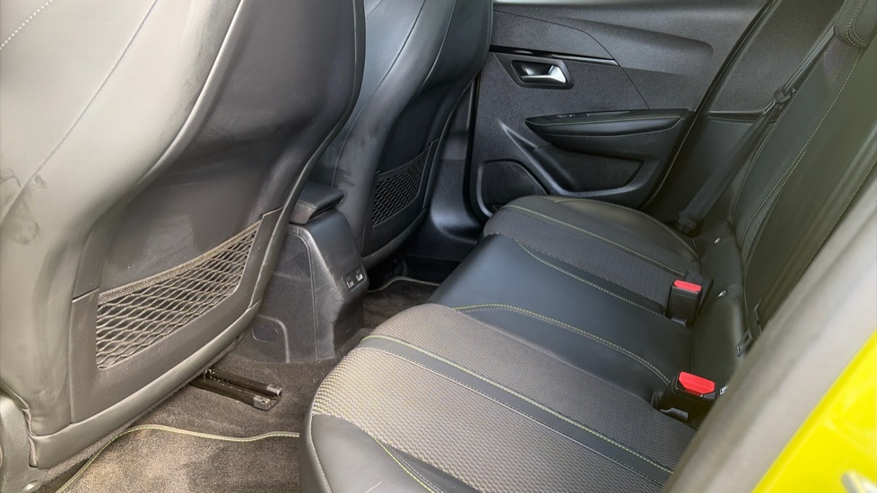 Peugeot 208 1.2 Hybrid 136 GT 5dr e-DSC6 Petrol Hatchback - Image 16