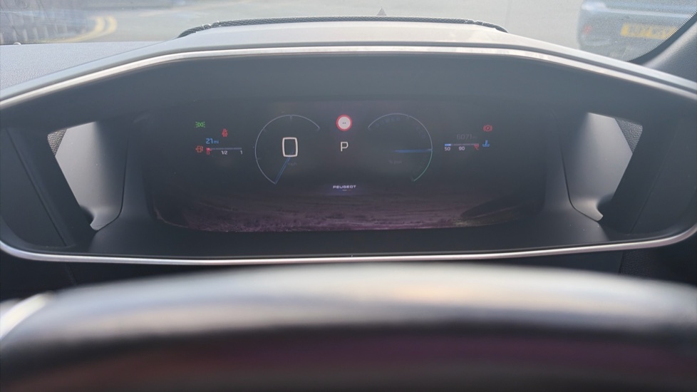 Peugeot 208 1.2 Hybrid 136 GT 5dr e-DSC6 Petrol Hatchback - Image 18