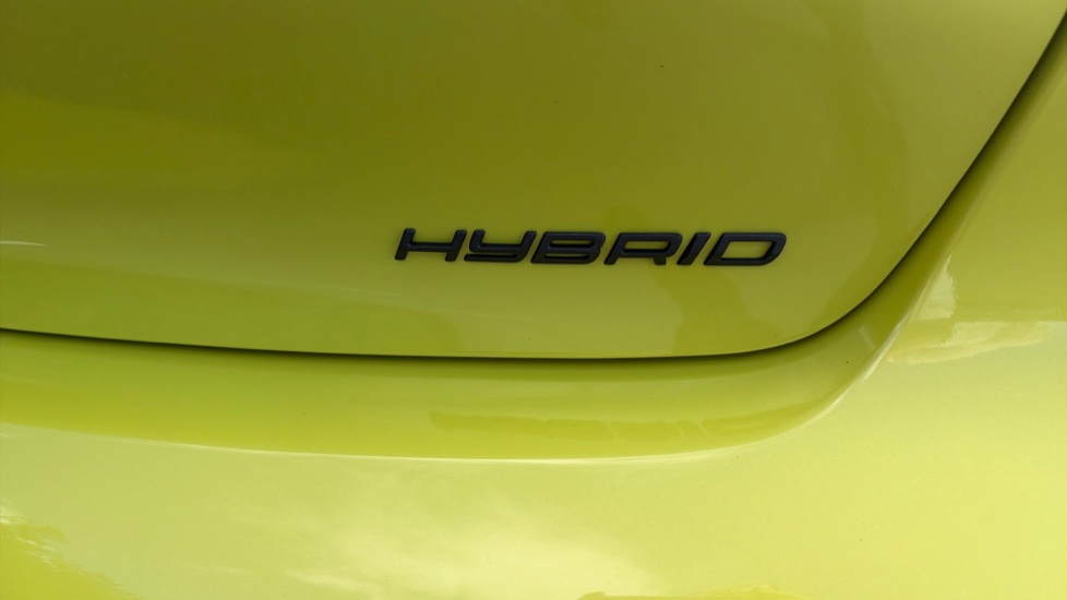 Peugeot 208 1.2 Hybrid 136 GT 5dr e-DSC6 Petrol Hatchback - Image 28