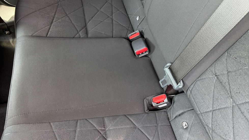 Hyundai BAYON 1.0 TGDi 48V MHEV Premium 5dr DCT Petrol Hatchback - Image 17