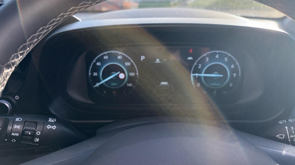 Hyundai BAYON 1.0 TGDi [120] 48V MHEV Ultimate 5dr DCT Petrol Hatchback - Image 18