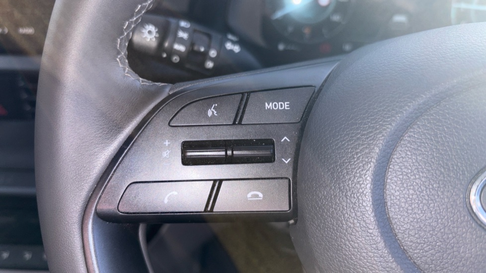 Hyundai BAYON 1.0 TGDi [120] 48V MHEV Ultimate 5dr DCT Petrol Hatchback - Image 24
