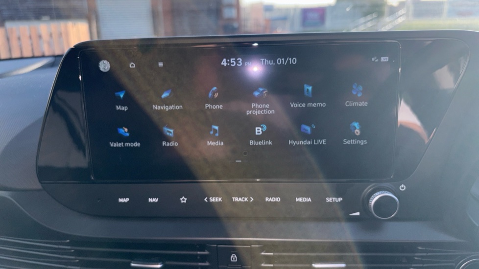 Hyundai BAYON 1.0 TGDi [120] 48V MHEV Ultimate 5dr DCT Petrol Hatchback - Image 35