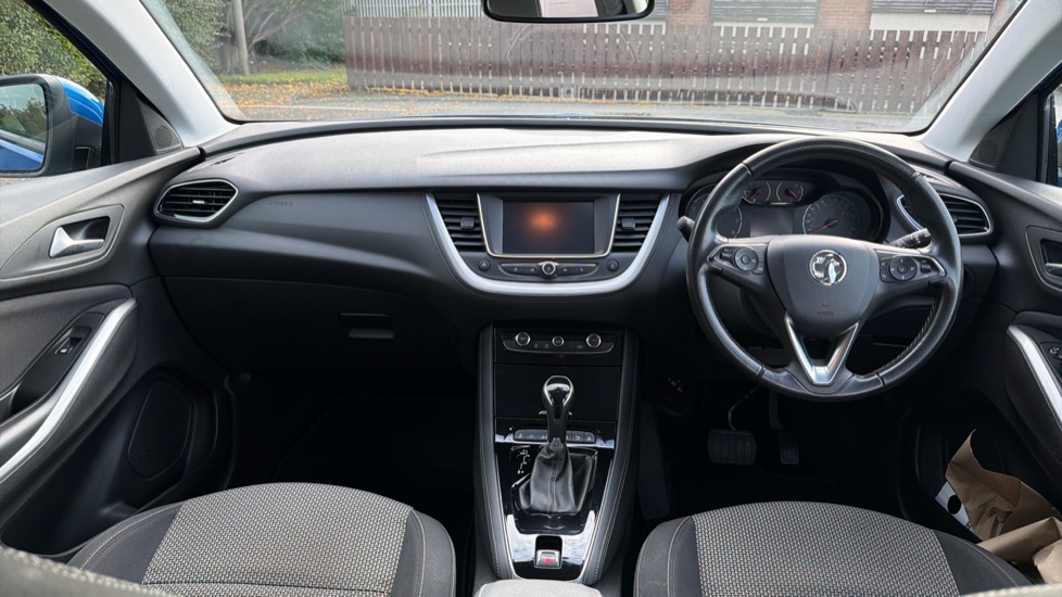 Vauxhall Grandland X 1.2 Turbo SE 5dr Auto [8 Speed] Petrol Hatchback - Image 10