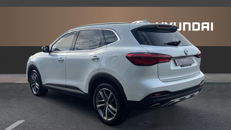 MG HS 1.5 T-GDI Exclusive 5dr DCT Petrol Hatchback - Image 2