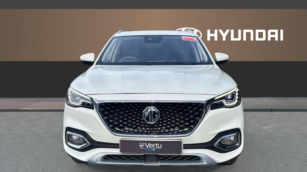 MG HS 1.5 T-GDI Exclusive 5dr DCT Petrol Hatchback - Image 3