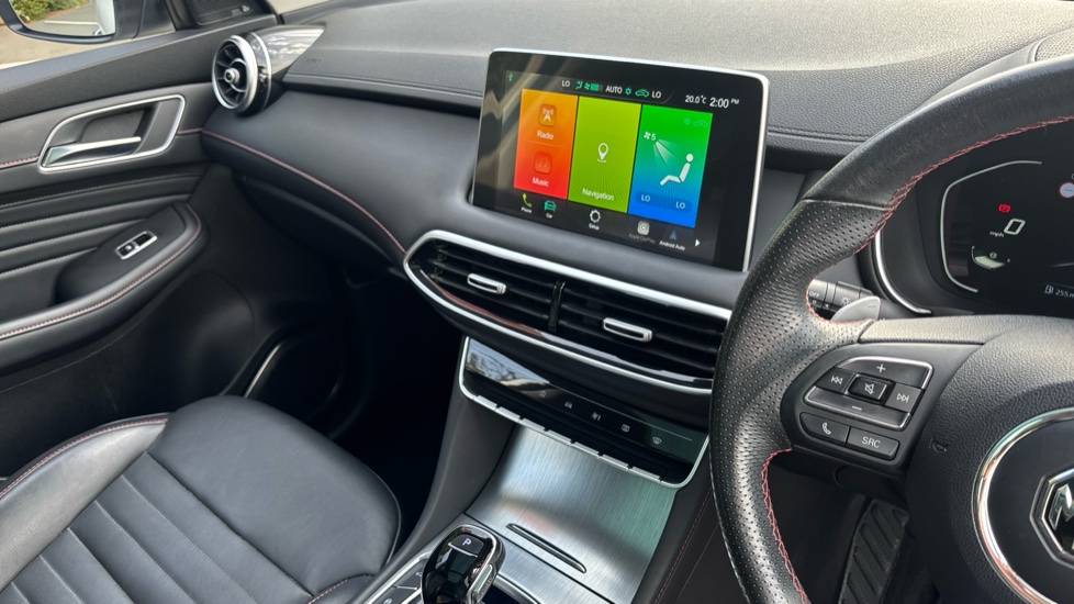 MG HS 1.5 T-GDI Exclusive 5dr DCT Petrol Hatchback - Image 14