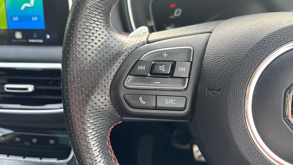 MG HS 1.5 T-GDI Exclusive 5dr DCT Petrol Hatchback - Image 21