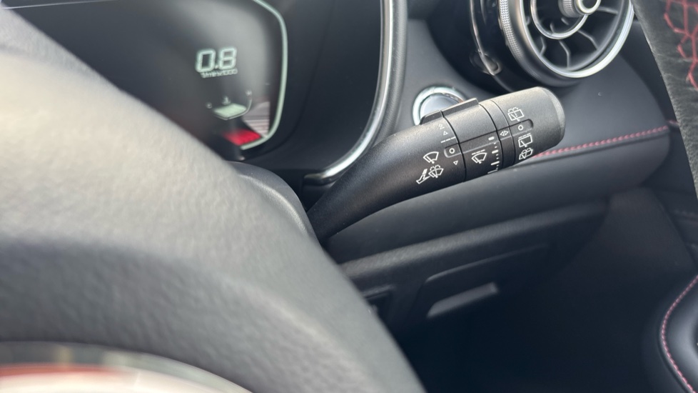 MG HS 1.5 T-GDI Exclusive 5dr DCT Petrol Hatchback - Image 25