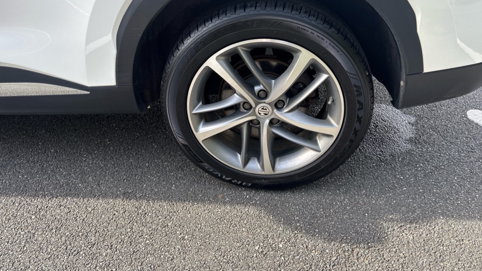 MG HS 1.5 T-GDI Exclusive 5dr DCT Petrol Hatchback - Image 38