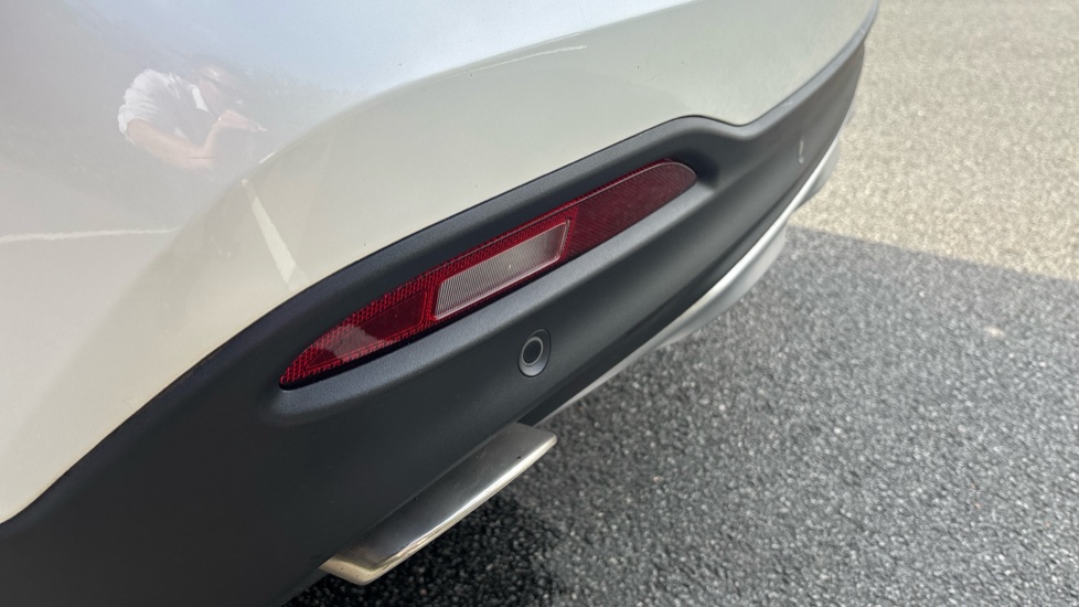 MG HS 1.5 T-GDI Exclusive 5dr DCT Petrol Hatchback - Image 39
