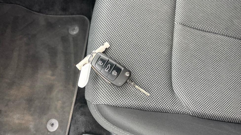 Audi Q2 30 TFSI Sport 5dr Petrol Estate - Image 20