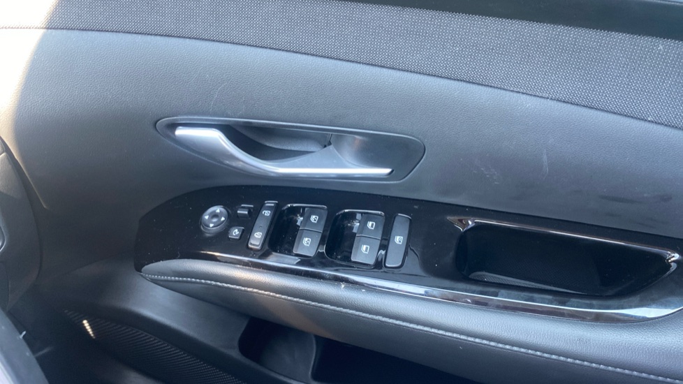 Hyundai TUCSON 1.6 TGDi SE Connect 5dr 2WD Petrol Estate - Image 24