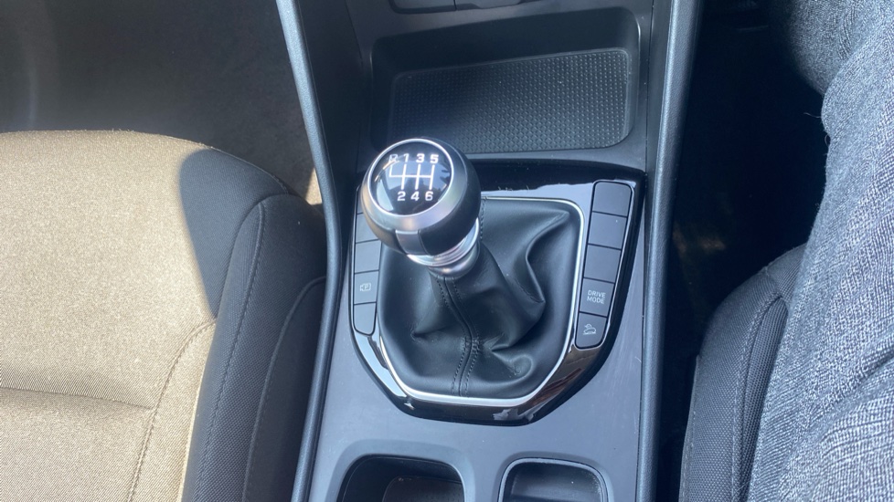 Hyundai TUCSON 1.6 TGDi SE Connect 5dr 2WD Petrol Estate - Image 29