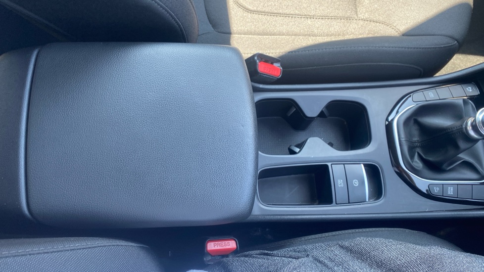 Hyundai TUCSON 1.6 TGDi SE Connect 5dr 2WD Petrol Estate - Image 30