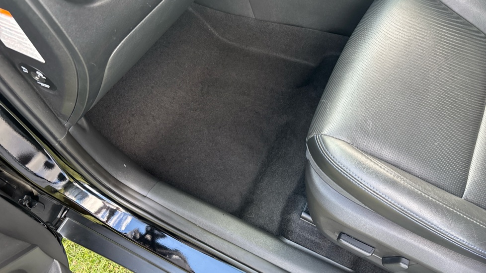 Hyundai KONA 150kW Ultimate 64kWh 5dr Auto Electric Hatchback - Image 32