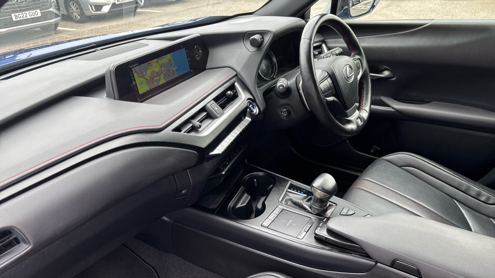Lexus UX 250h 2.0 F-Sport 5dr CVT [Nav] Hybrid Hatchback - Image 9