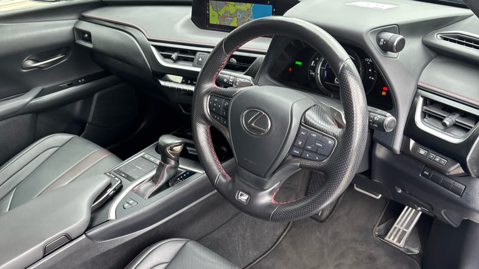 Lexus UX 250h 2.0 F-Sport 5dr CVT [Nav] Hybrid Hatchback - Image 11