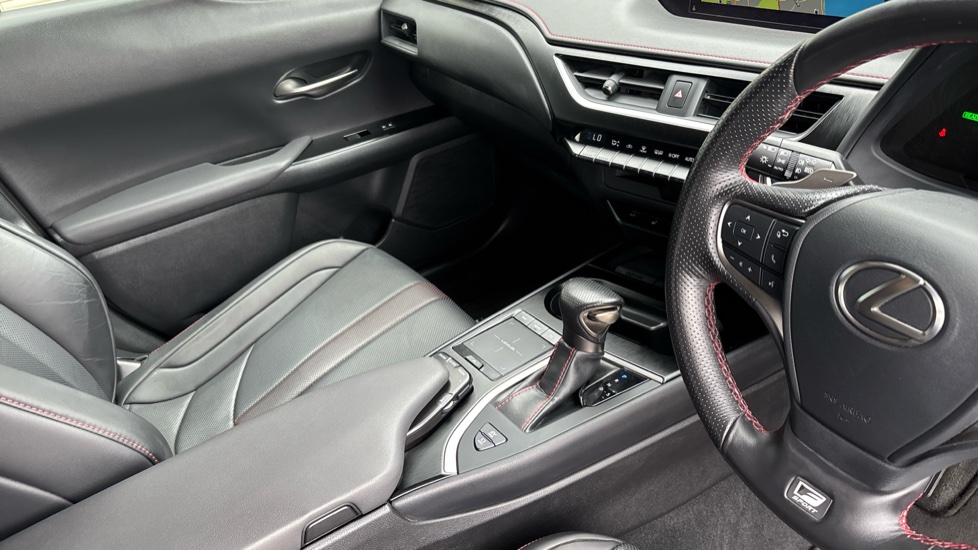 Lexus UX 250h 2.0 F-Sport 5dr CVT [Nav] Hybrid Hatchback - Image 14