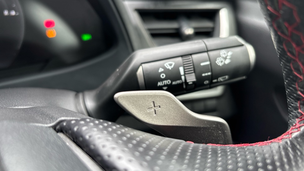 Lexus UX 250h 2.0 F-Sport 5dr CVT [Nav] Hybrid Hatchback - Image 27