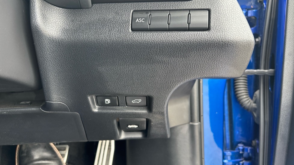 Lexus UX 250h 2.0 F-Sport 5dr CVT [Nav] Hybrid Hatchback - Image 35