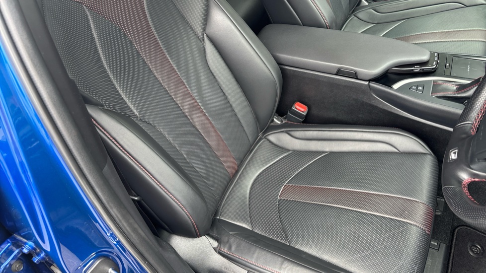 Lexus UX 250h 2.0 F-Sport 5dr CVT [Nav] Hybrid Hatchback - Image 38