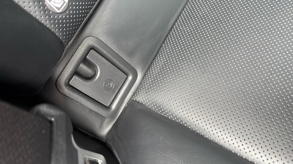 Lexus UX 250h 2.0 F-Sport 5dr CVT [Nav] Hybrid Hatchback - Image 40