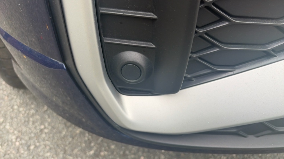 Audi Q2 35 TFSI S Line 5dr S Tronic Petrol Estate - Image 37