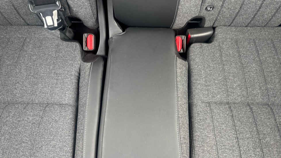 Honda Jazz 1.5 i-MMD Hybrid SR 5dr eCVT Hybrid Hatchback - Image 17