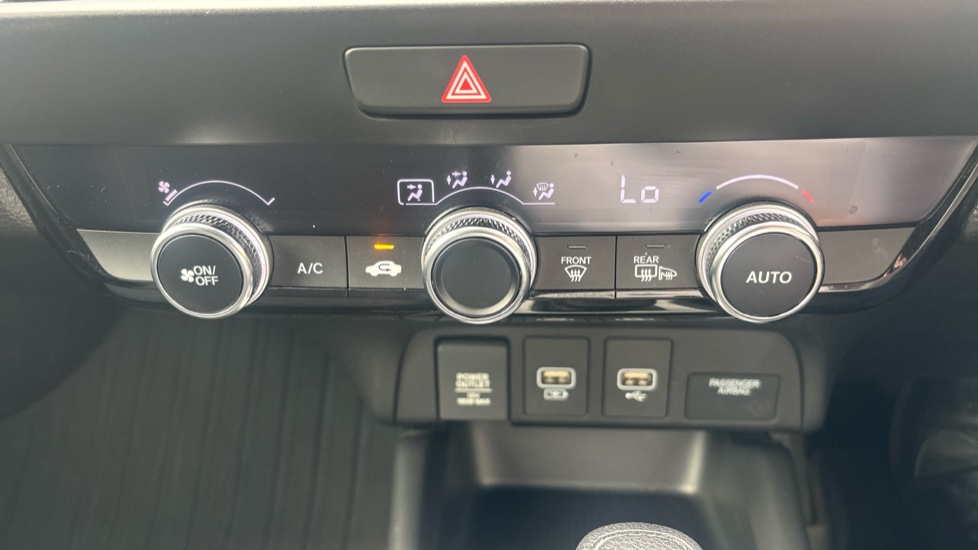 Honda Jazz 1.5 i-MMD Hybrid SR 5dr eCVT Hybrid Hatchback - Image 30