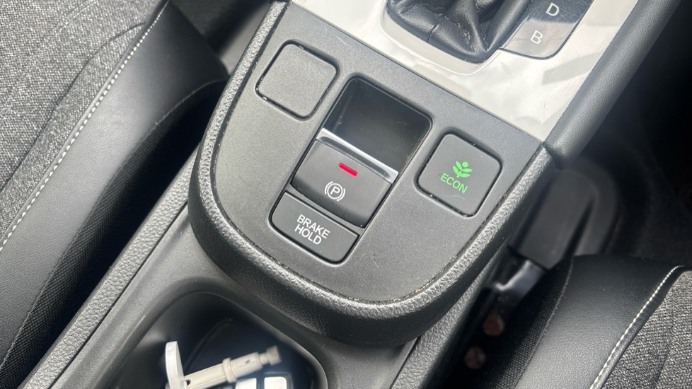 Honda Jazz 1.5 i-MMD Hybrid SR 5dr eCVT Hybrid Hatchback - Image 32